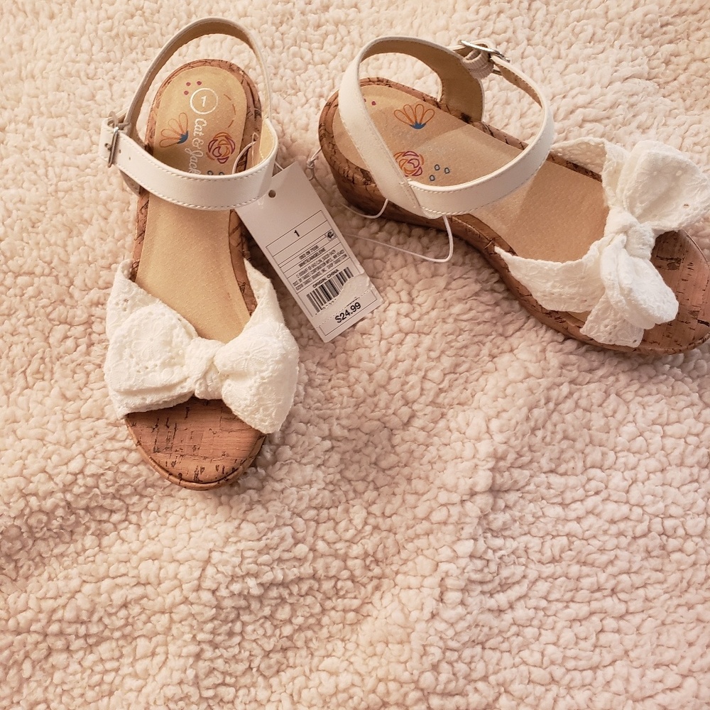 Cat & Jack Girls Dressy Lace Sandals NWT. Sz 1